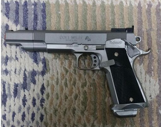 エアガン COLT MK IV シルバー