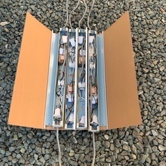 蛍光灯　照明器具の画像