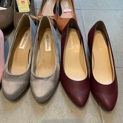 新品　未使用　パンプス　300円　サイズ　23cm  23.5cm シューズ　靴の画像
