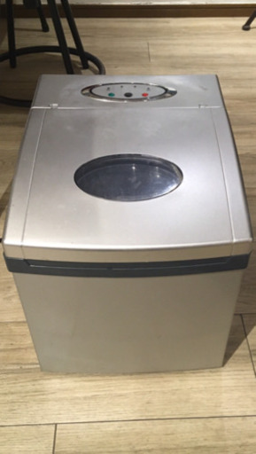 製氷機 ICE CUBE MAKER