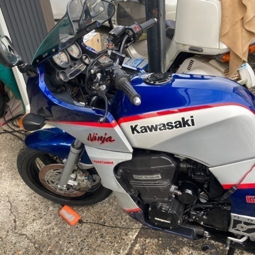 カワサキ GPZ900R NINJA
