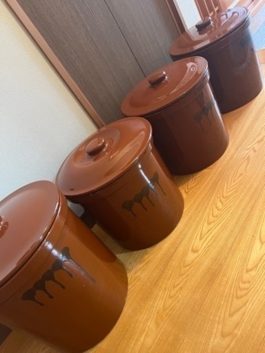 梅干し、漬物用壺　4つ