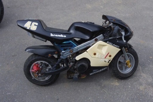 お話中　後方排気のポケバイ