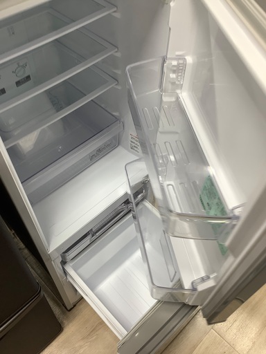 2ドア冷蔵庫 MITSUBISHI MR-P15C-S 146L 2018年製　入荷致しました！