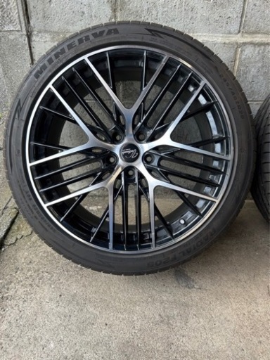 タイヤ、ホイール　4本セット　20インチ