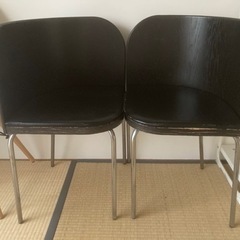 黒　チェア