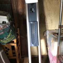 表札とポストスタンドの画像