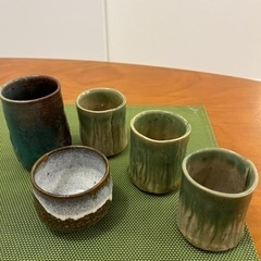 手焼き茶器とジバンシーペアコーヒーカップの画像