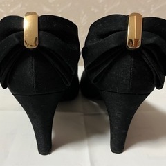 【24cm】ブラックリボンパンプスの画像