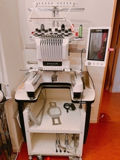 業務用刺繍ミシン