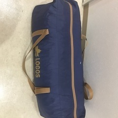 お取引中　中古　４人用テント　内部に砂か灰の汚れあり