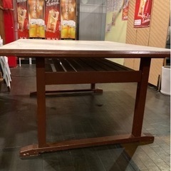 大きめなテーブル 