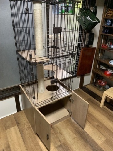 これで全て完結！3段キャットケージ