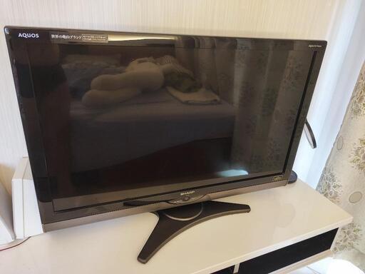 シャープ　40V液晶テレビ　2010年製
