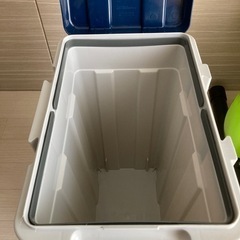 ゴミ箱の画像