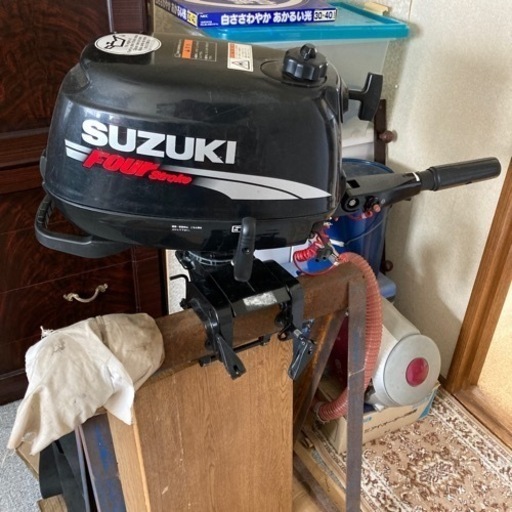 スズキ　小型船外機　5馬力　4ストローク　DF5　00501F