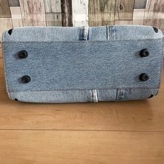 【美品】レザーとデニムコラボの2wayバックの画像