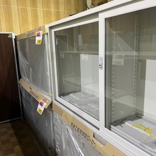 A-207 未使用❗️引き違い書庫　ガラス