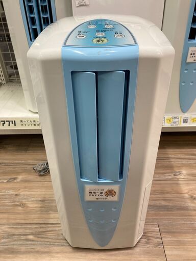 【6ヵ月保証】CORONA(コロナ)のコンプレッサー式除湿器が入荷しました。