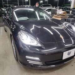 PORSCHEパナメーラ4