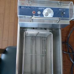 お値下げ品、電気ミニフライヤーの画像