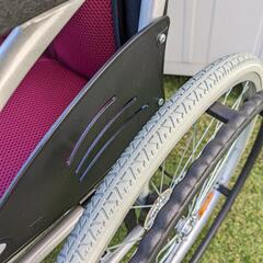 折りたたみ車椅子　赤