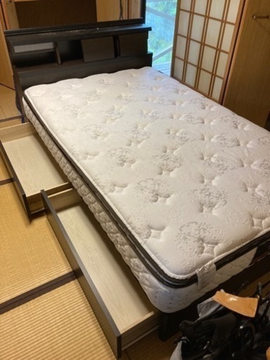 『日時調整中』宮付きベッド