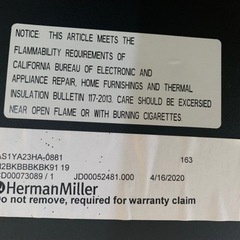 ハーマンミラー セイルチェア の画像