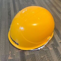 子供が乗れる黄色いショベルカーの画像