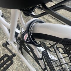新品★未使用　ママチャリ　26インチ　シマノ製6段変速　ホワイトの画像