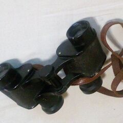 骨董品の双眼鏡