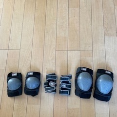 【値下げ】　フィラ FILA インラインスケート ブーツ J-ONE COMBO プロテクターセット レッド 17.0-19.0cm ジュニアの画像