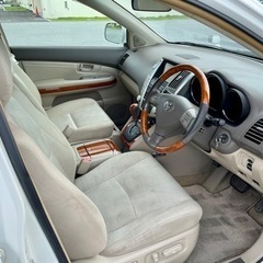 30ハリアー 最上位グレードAIRS 50万の画像