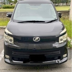 【最終値下げ（金土日限定）35万→30万】トヨタ　ヴォクシー　車...