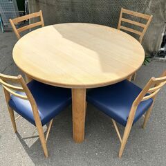 日清木工/nissin 4人掛け ダイニングテーブル 円型 座面ブルー ｜家具