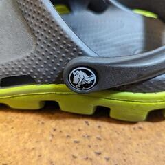 クロックス　22センチ　M4 W6　グレー✕黄緑の画像
