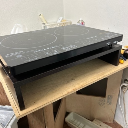 アイリス　IHクッキングヒーター2口　台付です。 2口IH調理器脚付き IHK-WT41S-B ブラック ｜ ミスターマックス 