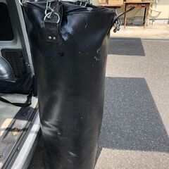 サンドバック（吊り下げ式）の画像