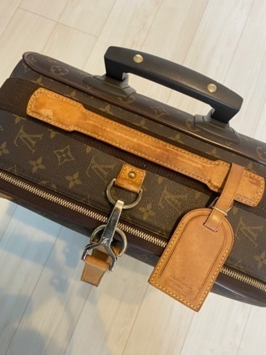 ルイ・ヴィトン　ルイヴィトン　LOUIS VUITTON　モノグラム　ペガス60