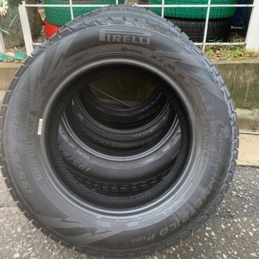 Pirelli スタッドレス4本195/65r15