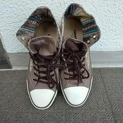 セダークレスト　スニーカー24.5