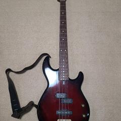 ベースギター YAMAHA　BB850　ソフトケース付きの画像