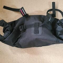 RAPHA APIDURA バーパック ハンドルバッグの画像