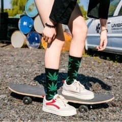 4足SET☆ 靴下 ソックス 男女兼用  大麻柄 ガンジャ