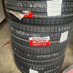 新品スタッドレスタイヤ 185/60R15 BLIZZAK