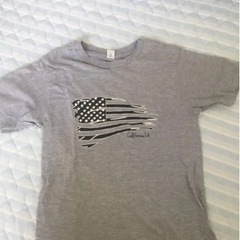 LUSSO SURFのTシャツ