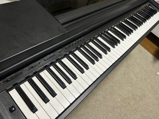 電子ピアノ YAMAHA CLP-550