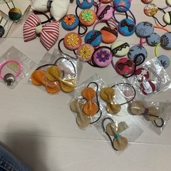 ハンドメイド ヘアゴム 髪飾りの画像
