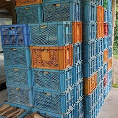 薪 コンテナ 約50個の画像