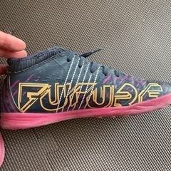 PUMA　future サッカートレシュー 23cmの画像